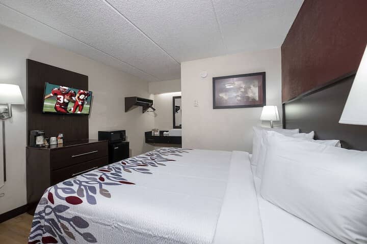 Room 5 of 25